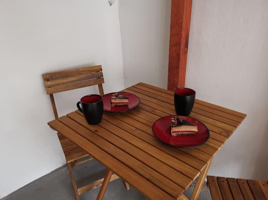Charming Studio Ideal For Getaways Or Workations In Sibiu'S Medieval City Center المظهر الخارجي الصورة
