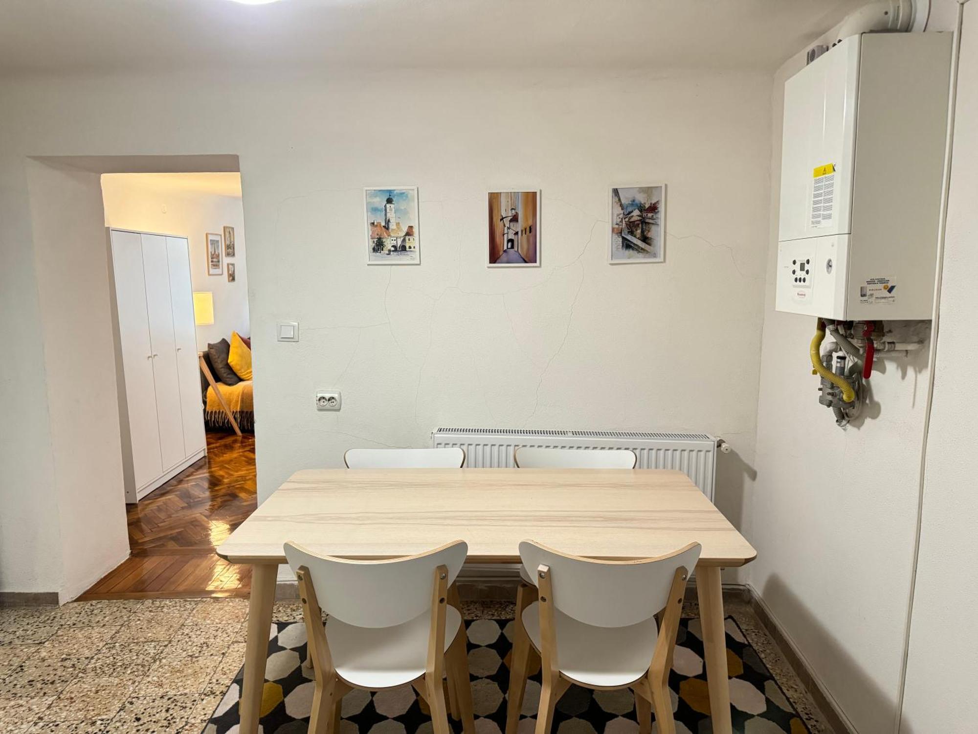 Charming Studio Ideal For Getaways Or Workations In Sibiu'S Medieval City Center المظهر الخارجي الصورة